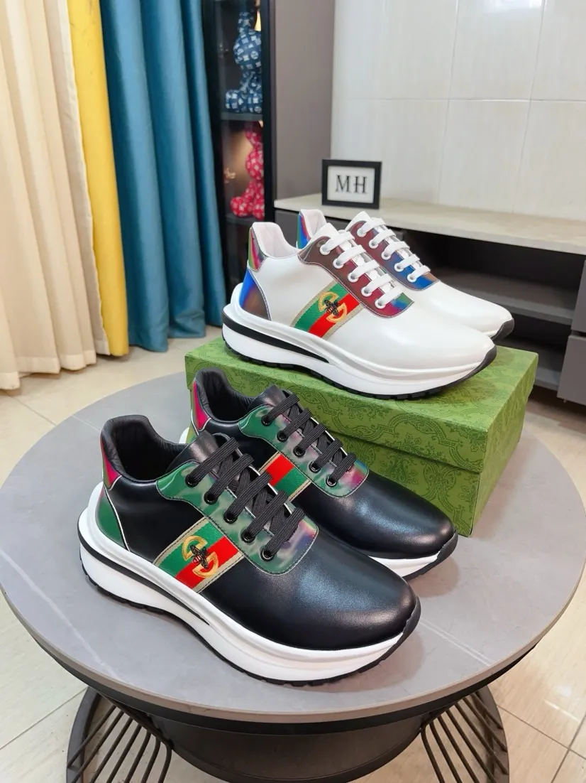 Factory price 420🌹🌹GUCCI [Gucci] New high-end brand of men's shoes, the latest fashionable casual men's shoes, trendy and versatile, relaxed and sporty style, uppers imported from Italy, first-layer cowhide, genuine leather lining and ultra-fine workmanship. Original personalized fashionable rubber wear-resistant outsole, light and comfortable on the foot, size 38-44